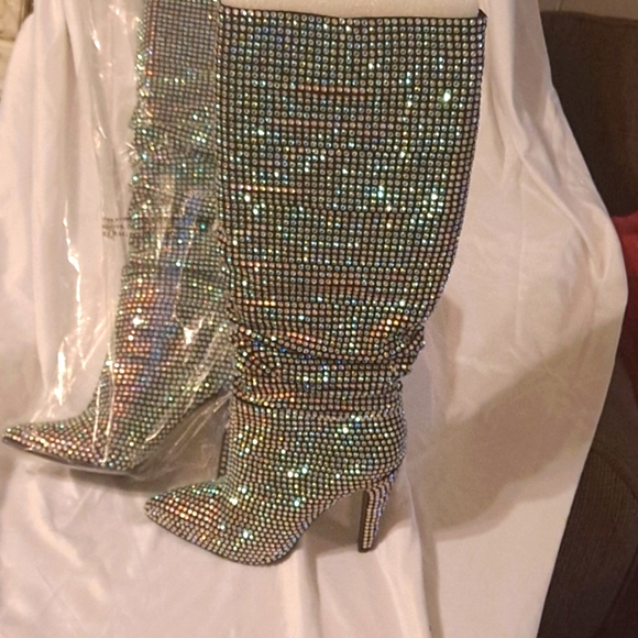 Steve Madden Crushing Rhinestone Heels - Brand New - Picture 2 of 4